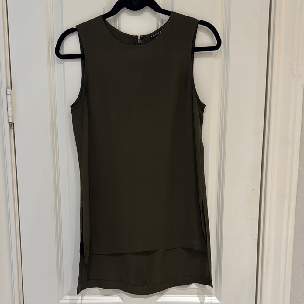 Theory Green Tank Top with Lightweight Fabric